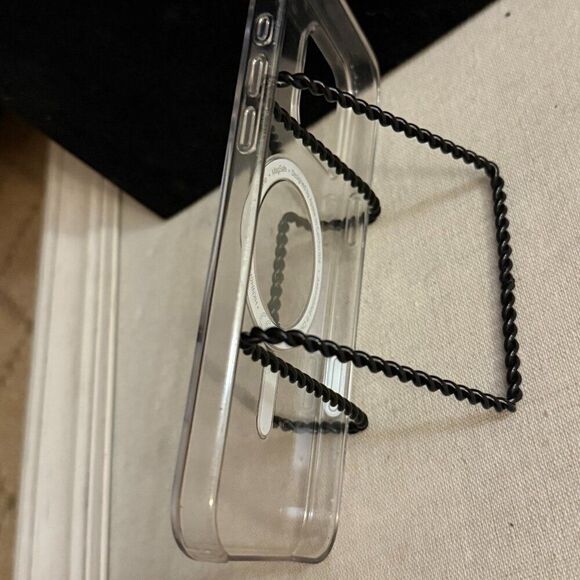 Apple Clear Mag safe iphone 15 pro max case - Picture 5 of 5